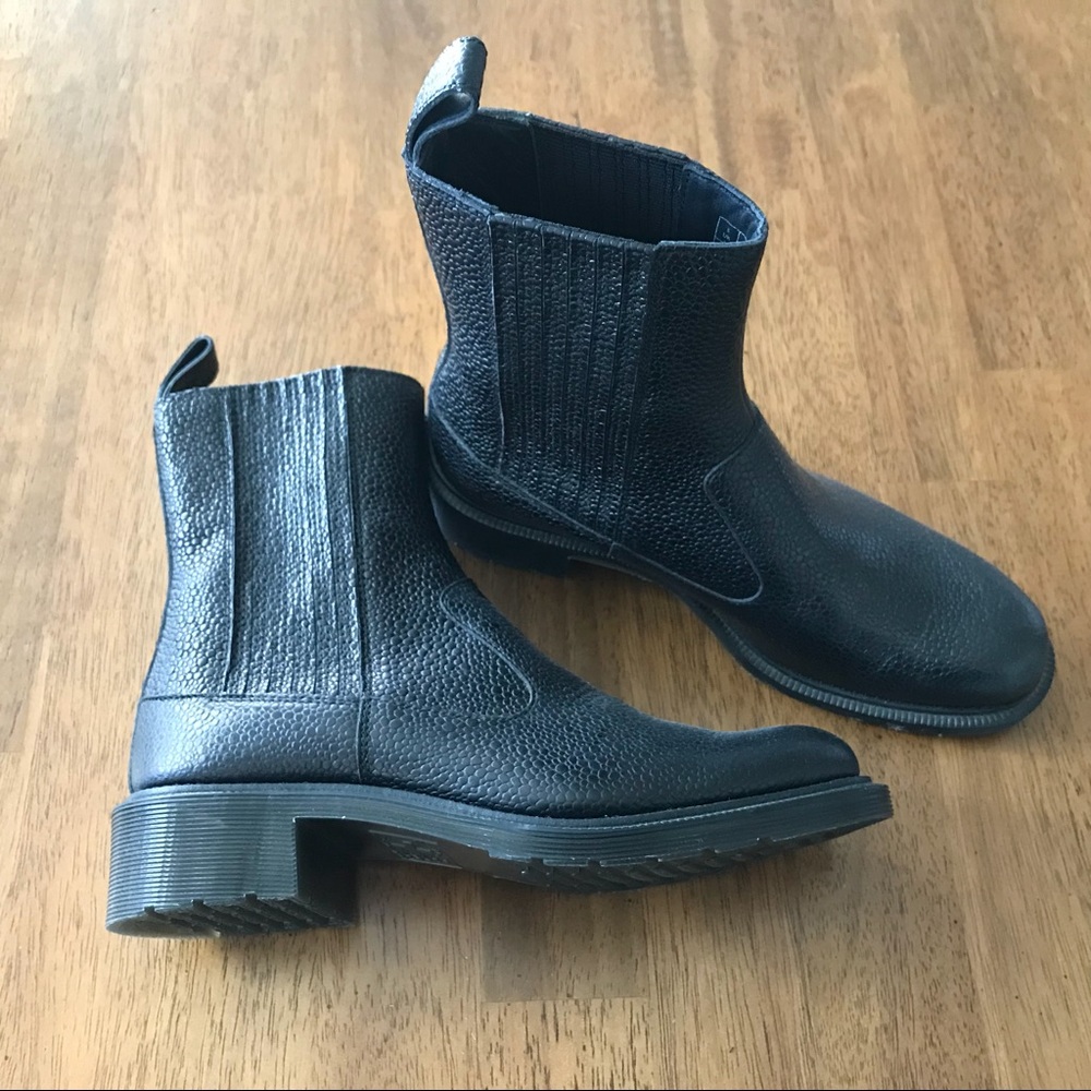 Dr Martens Chelsea Boot
